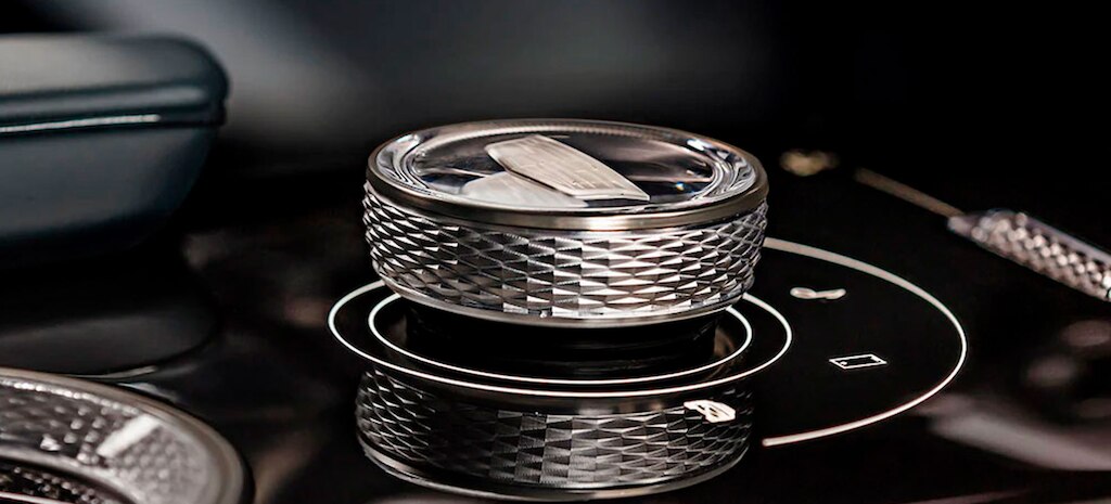 Impresionantes detalles de lujo en el interior de Cadillac Lyriq, camioneta eléctrica